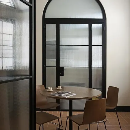 La Corte Dei Panni 4*